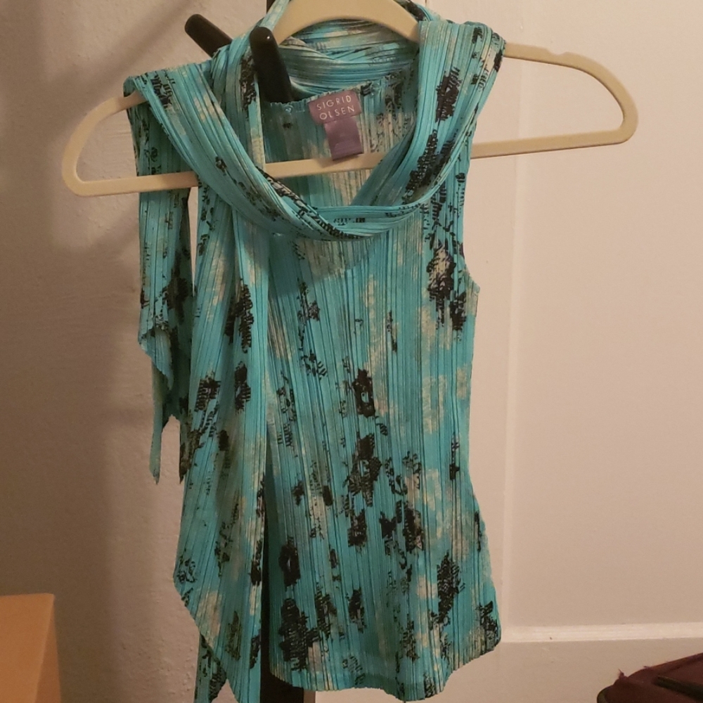 Sigrid Olsen Top and Scarf Set